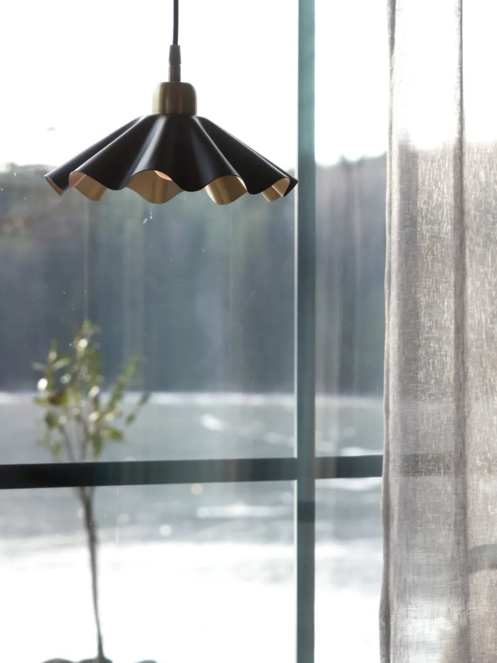 Online PR Home Aira Ø25 fönsterlampa