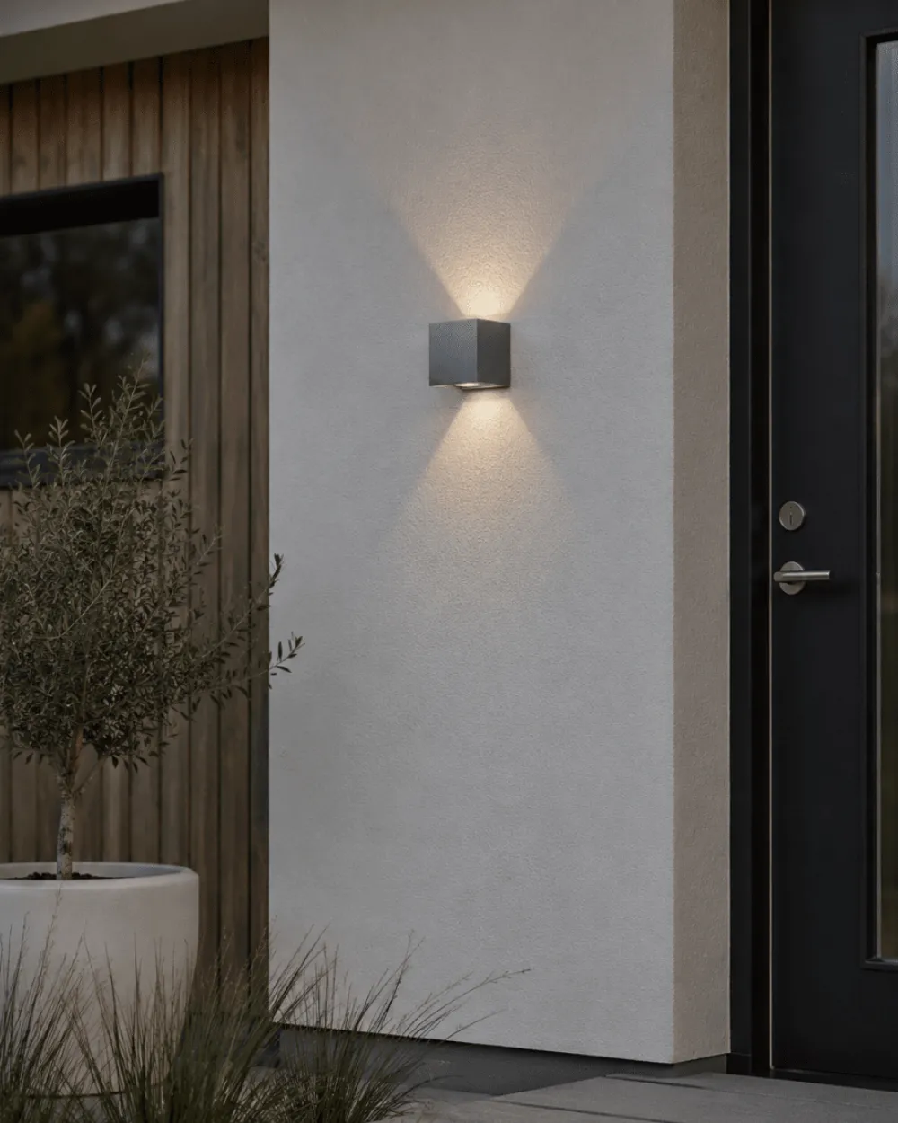 Outlet Lampan Alu Box 12cm vägglampa Aluminium