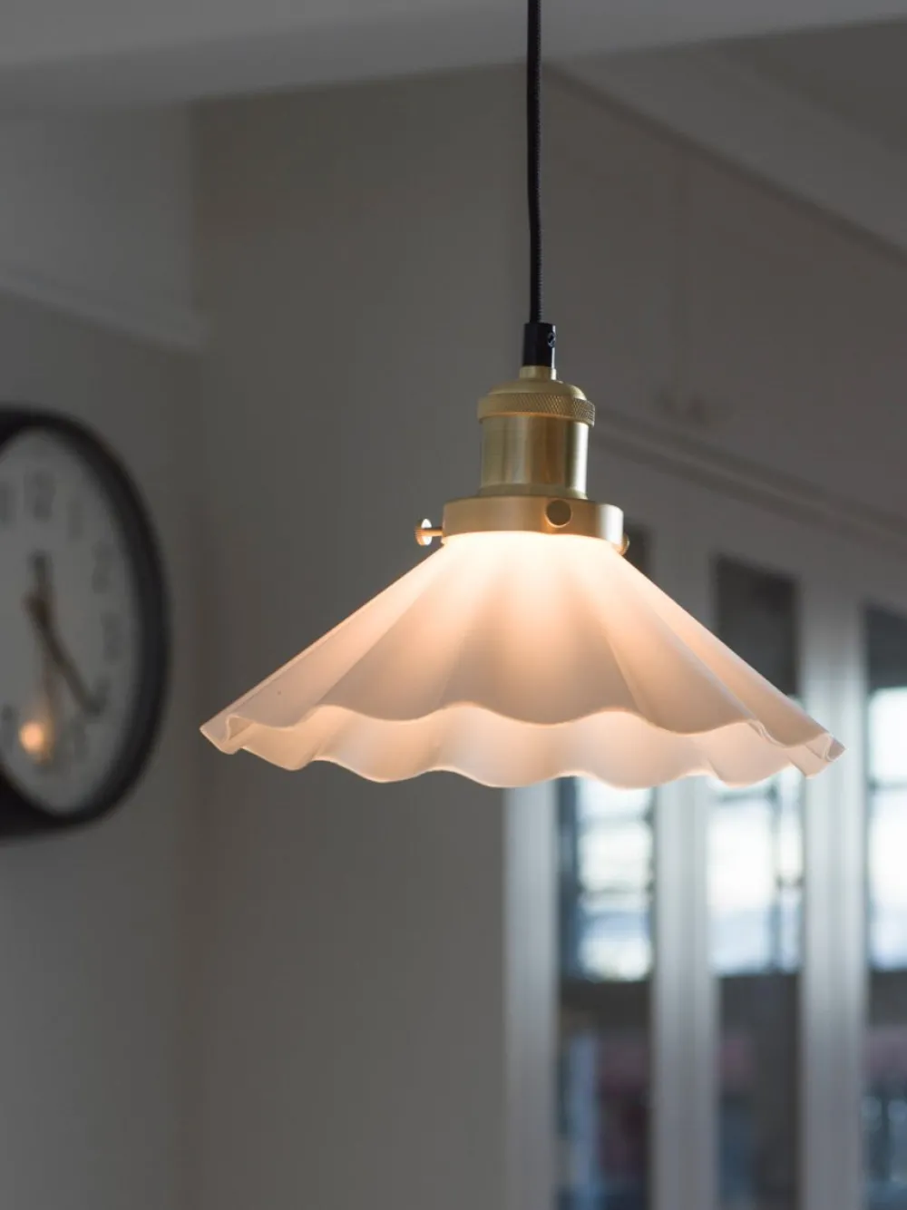 Online PR Home August Ø25 fönsterlampa