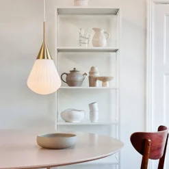 Dyberg Larsen Ballon Ø20 taklampa Vit