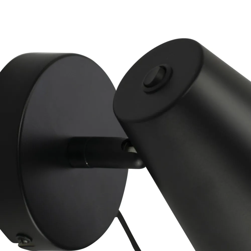 New Dyberg Larsen Cale 25cm vägglampa Svart