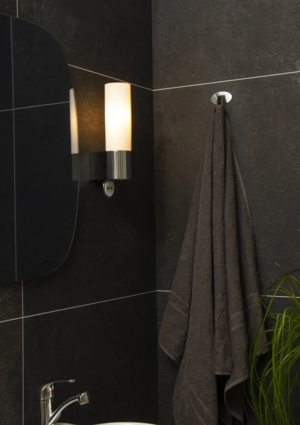 Hot Aneta Lighting Cosenza 25cm badrumslampa Krom