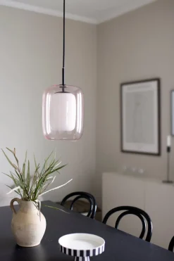 Online Globen Lighting Cuboza Ø20 taklampa Persika