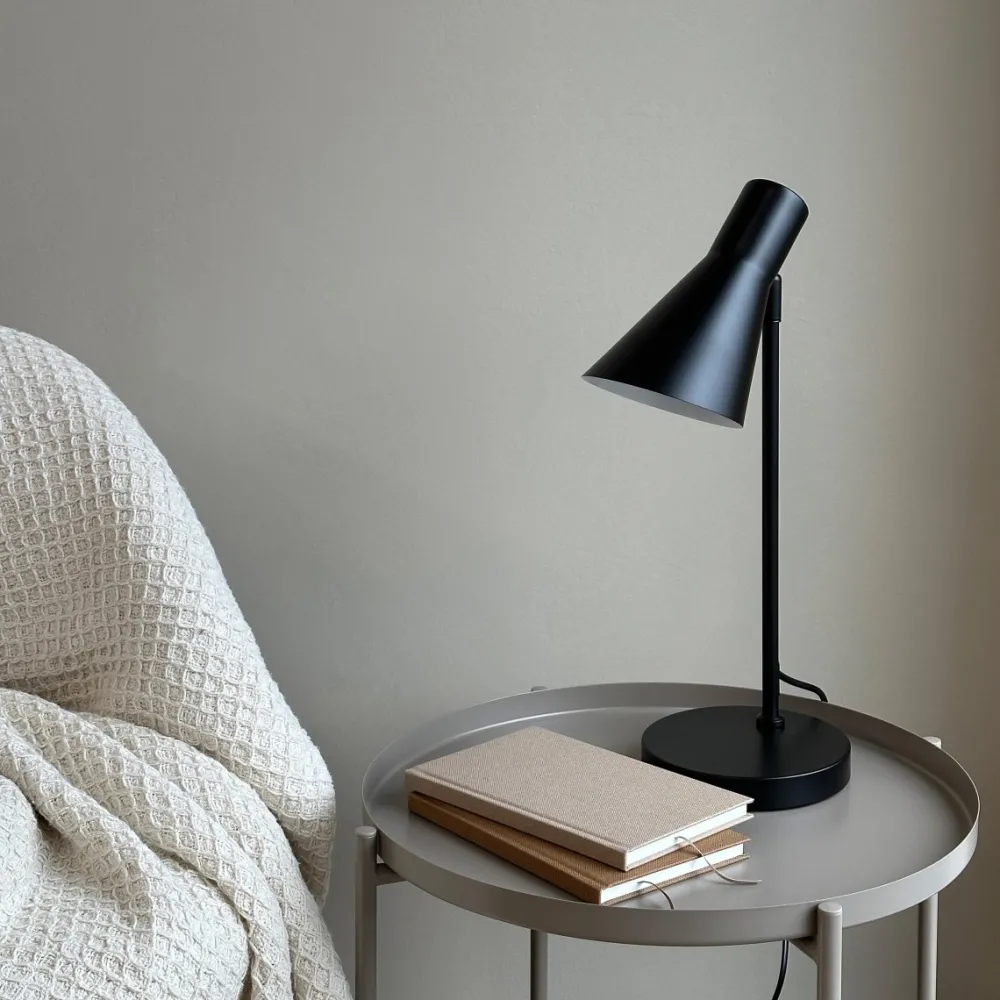 Online Dyberg Larsen Denver 45cm skrivbordslampa Svart