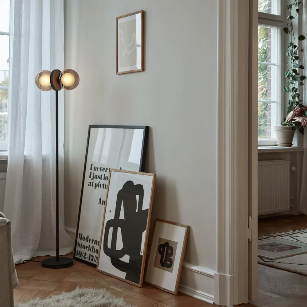 Outlet CO Bankeryd Discus golvlampa Svart