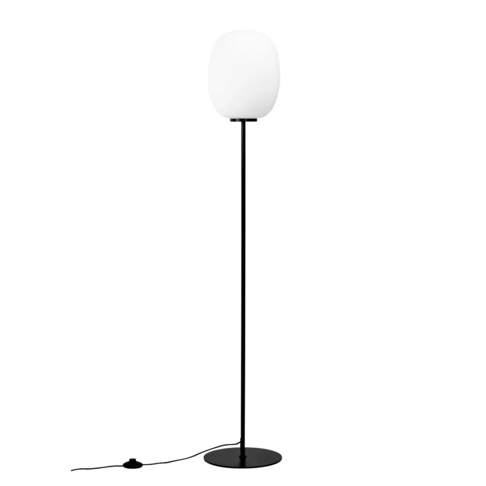 Hot Dyberg Larsen DL39 golvlampa Svart