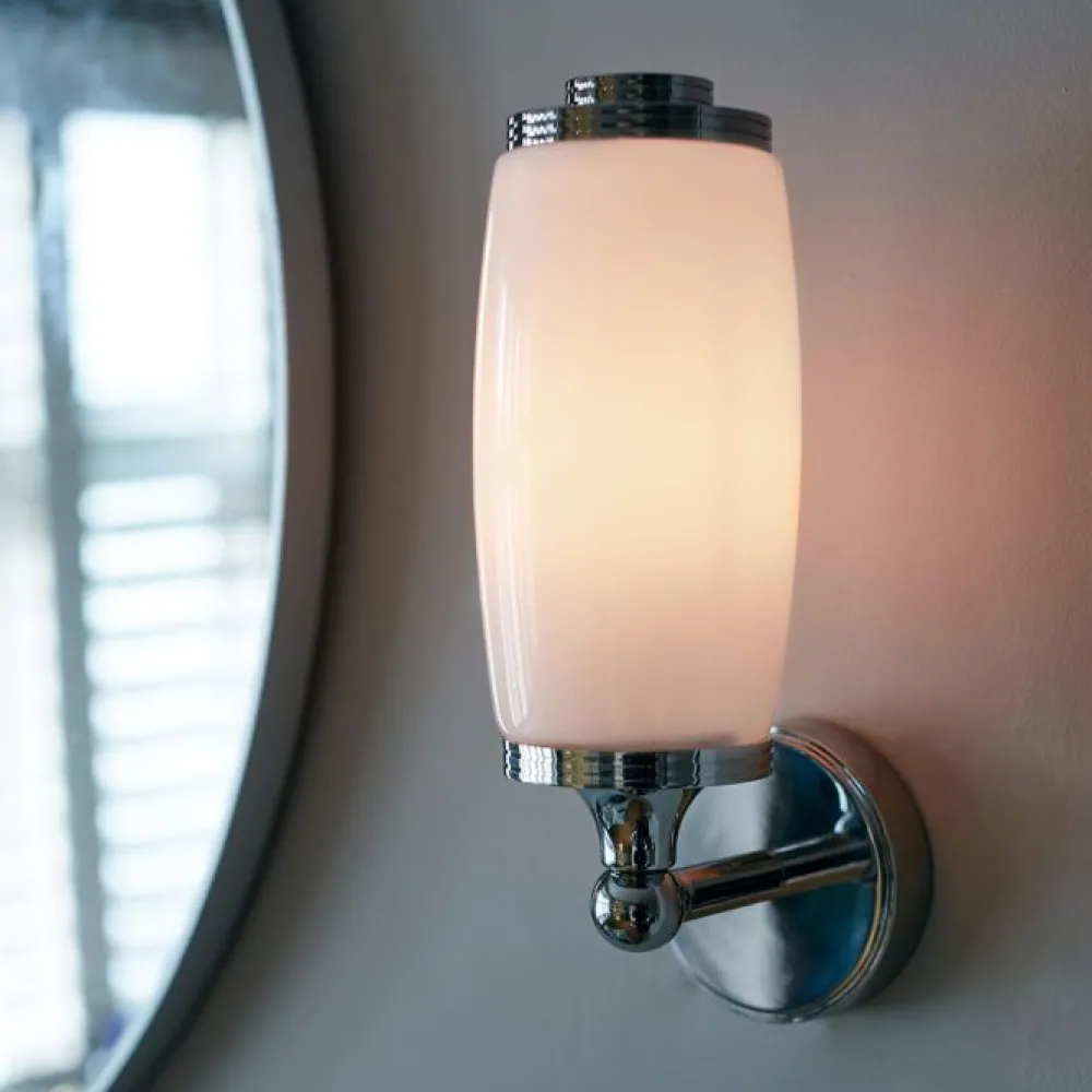 Hot Elstead Lighting Eliot 28cm badrumslampa