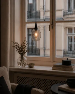 Hot Lampan Elipzo Ø18 fönsterlampa Rökfärgad