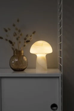 New Globen Lighting Fungo Swirl 20cm bordslampa Beige