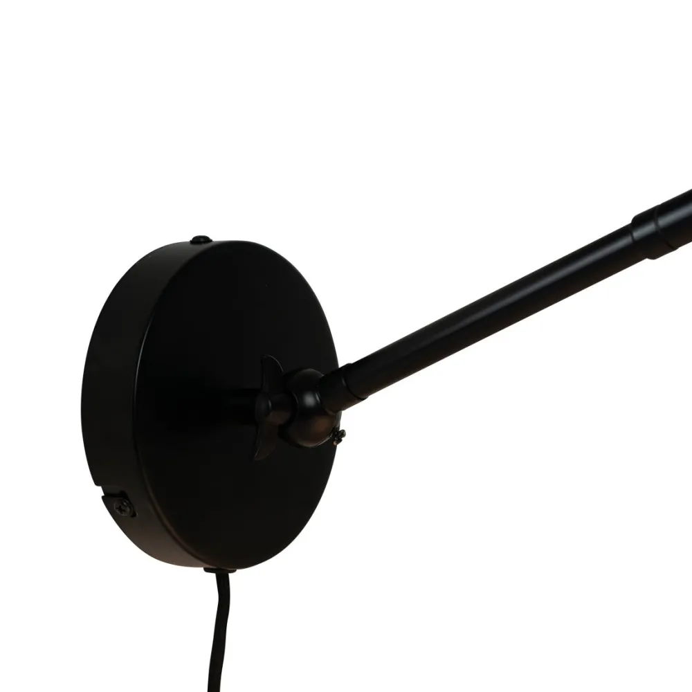 Best Dyberg Larsen Futura 43cm vägglampa