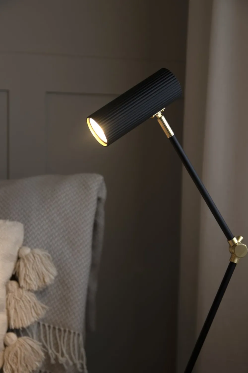 Outlet Globen Lighting Hubble Read 45cm skrivbordslampa