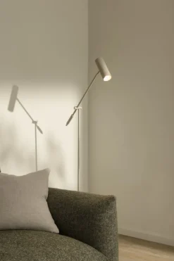 Online Globen Lighting Hubble Read golvlampa