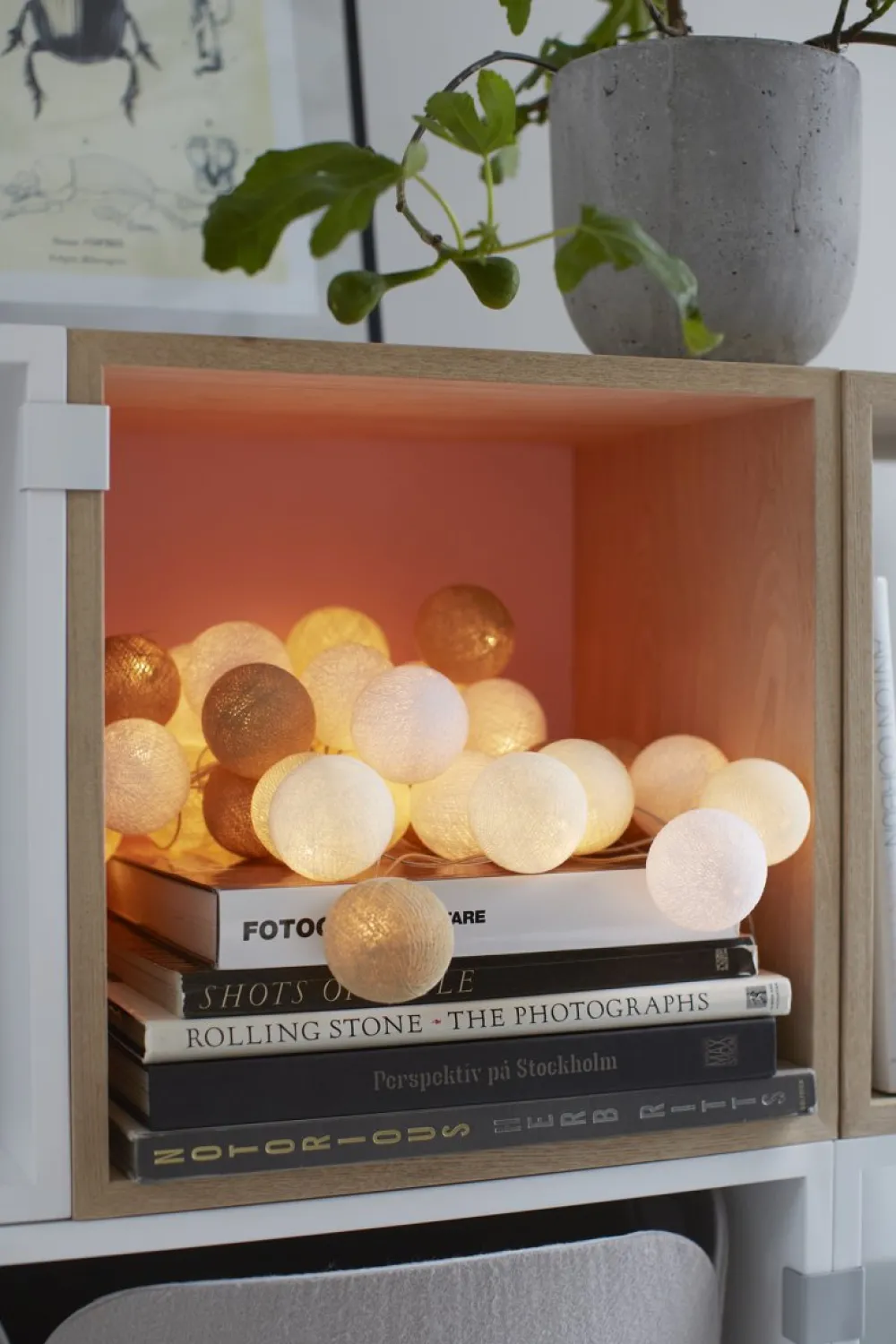 Hot Irislights Creamy White 35 bollar Beige