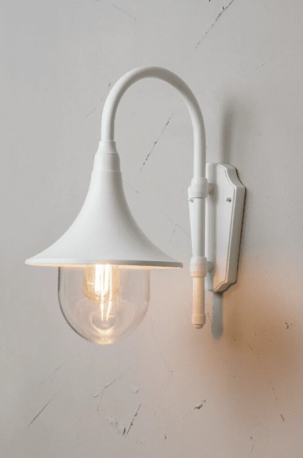 Outlet Airam Kartano Trumpet utelampa