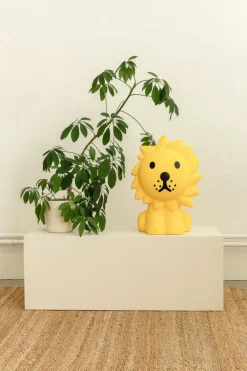 Discount Mr Maria Lion Star Light barnlampa Gul