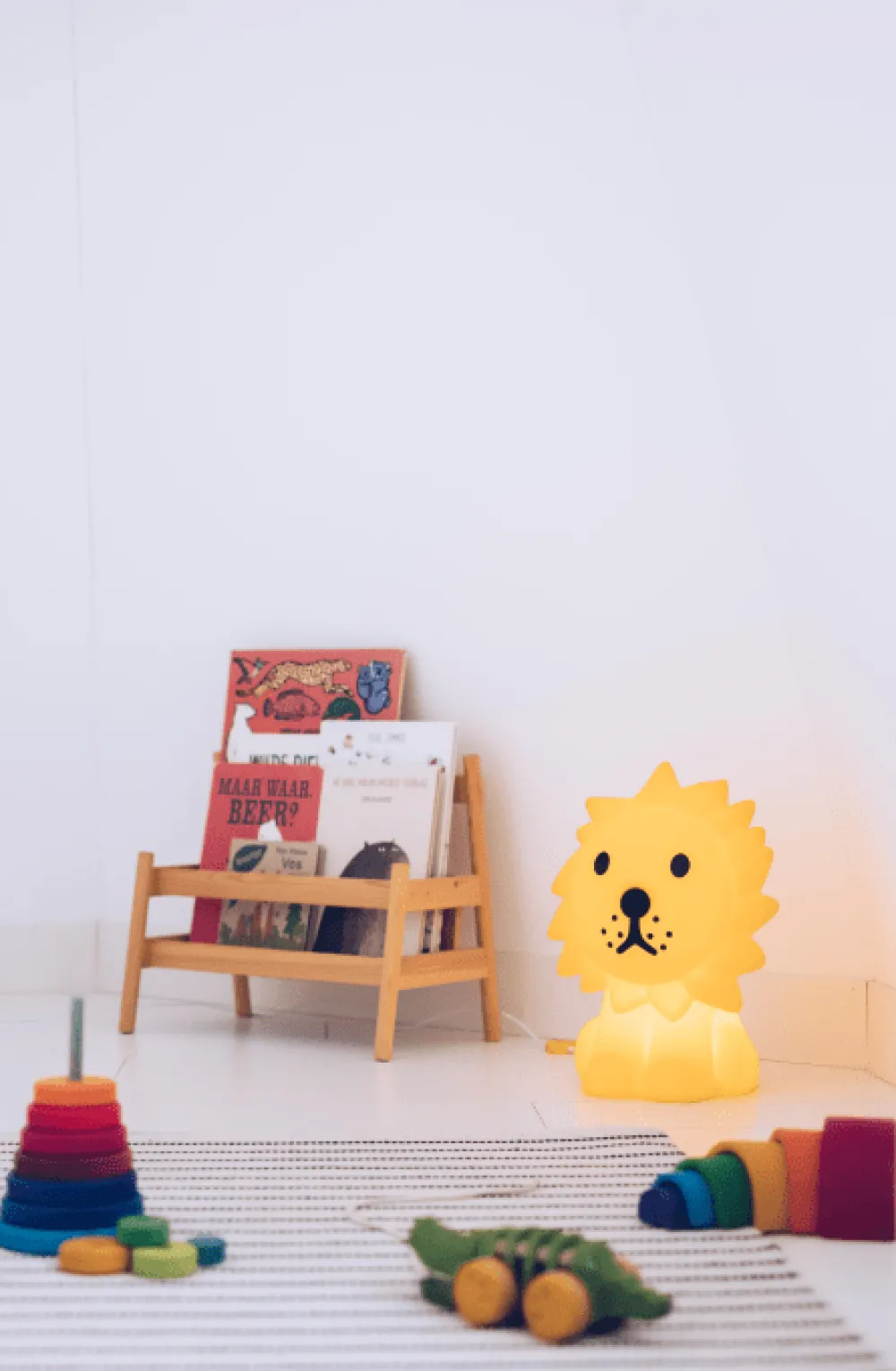 Discount Mr Maria Lion Star Light barnlampa Gul