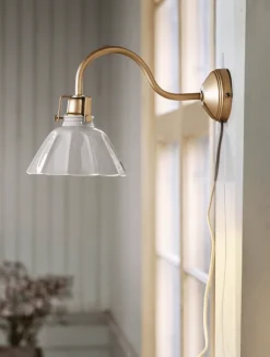 Strömshaga Margareta Ø18 vägglampa Mässing