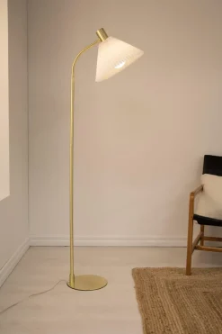 Online Markslöjd Mira golvlampa Borstad mässing