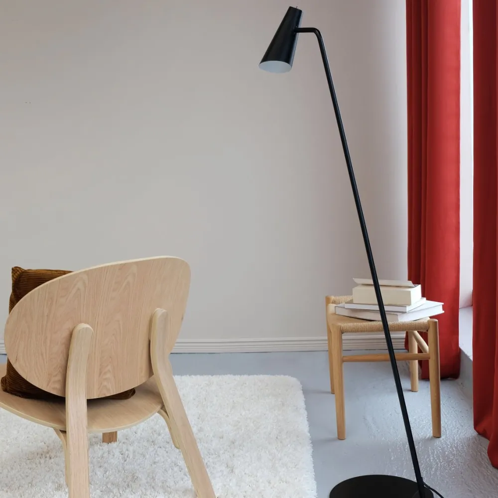 Online Dyberg Larsen Noa golvlampa Svart