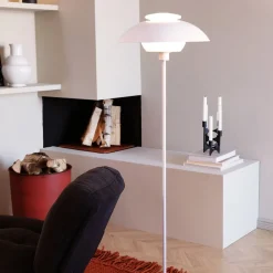Hot Dyberg Larsen Opus golvlampa Mattvit