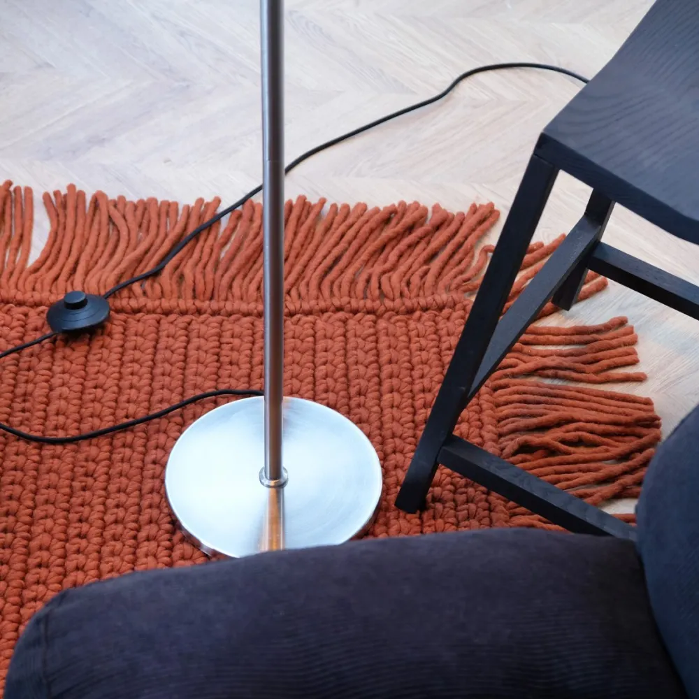 Dyberg Larsen Oulu golvlampa