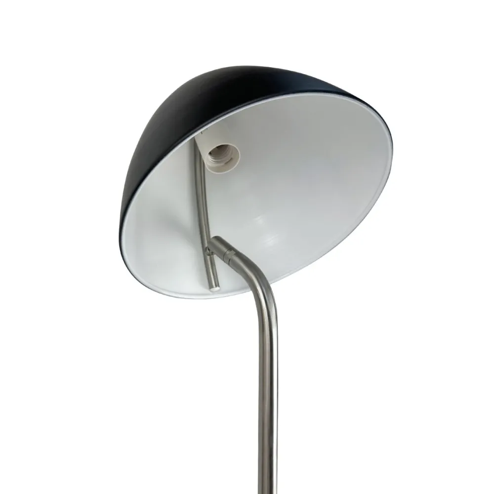 Dyberg Larsen Oulu golvlampa