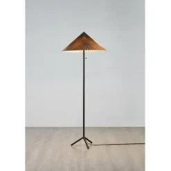 Sale Markslöjd Plisado golvlampa Grå
