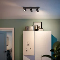Hot Philips Runner 3 spotlight