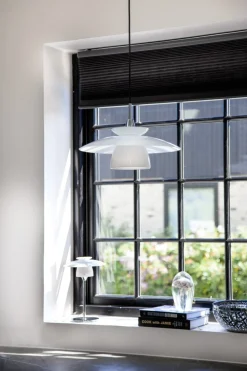 Best Halo Design Scandinavia 30cm bordslampa Opal