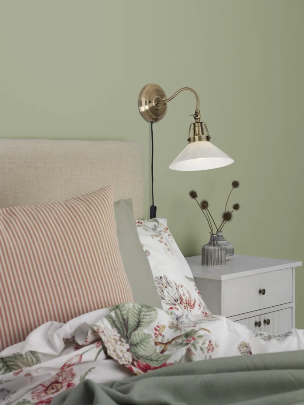 Hot Cottex Skomakare Ø20 vägglampa Antikmässing