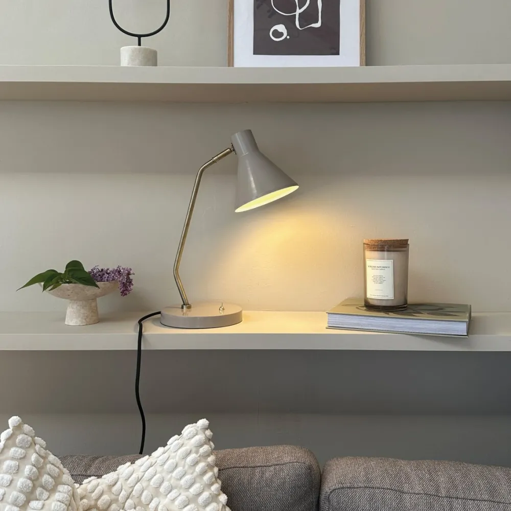 Outlet Dyberg Larsen Sleep 43cm skrivbordslampa