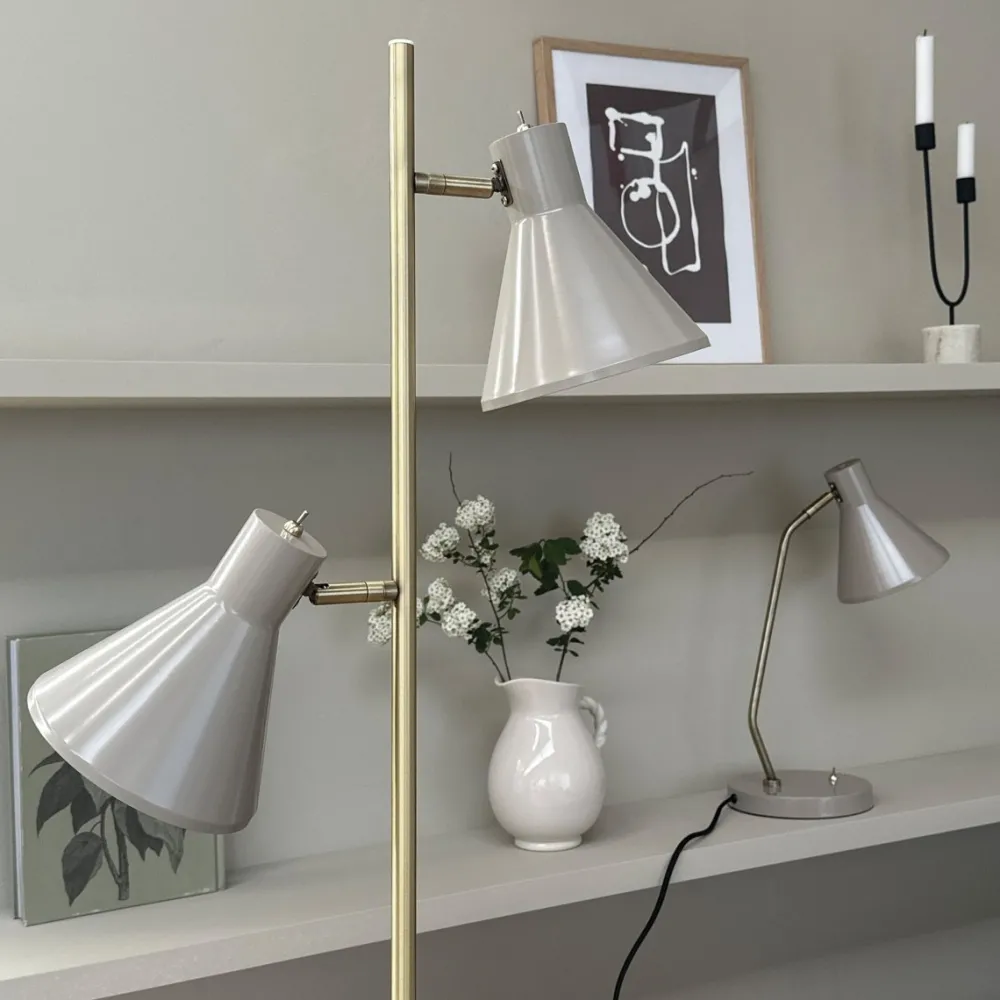 Dyberg Larsen Sleep golvlampa