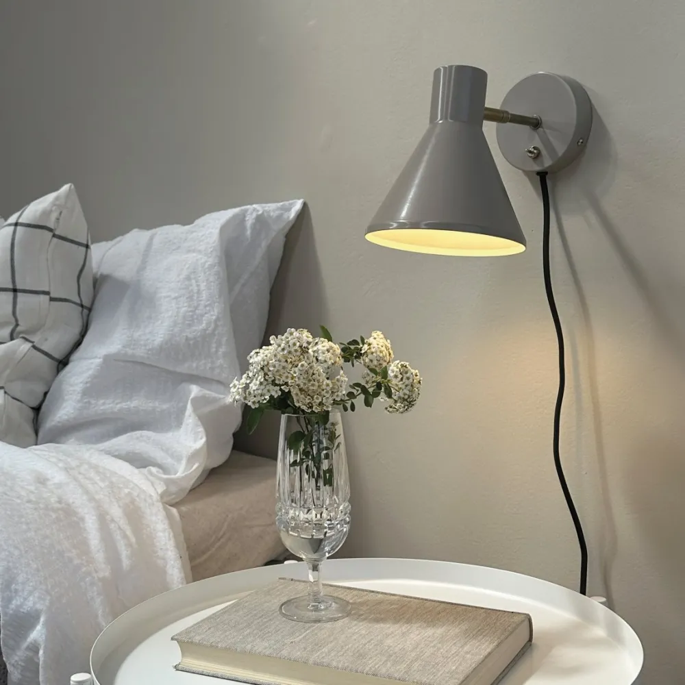 Online Dyberg Larsen Sleep läslampa