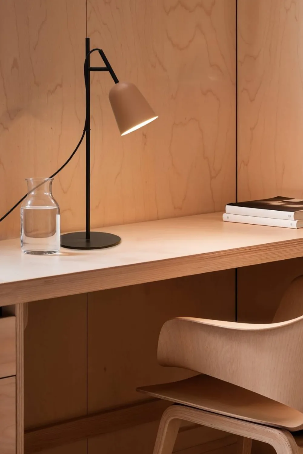 Hot Faro Barcelona Studio 55cm skrivbordslampa