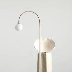 Online Artera Una golvlampa