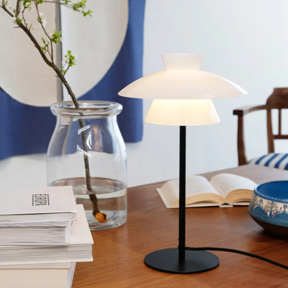 New Dyberg Larsen Valby 40cm bordslampa Svart
