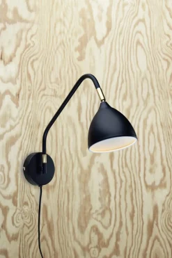 Hot Markslöjd Valencia 45cm vägglampa Svart