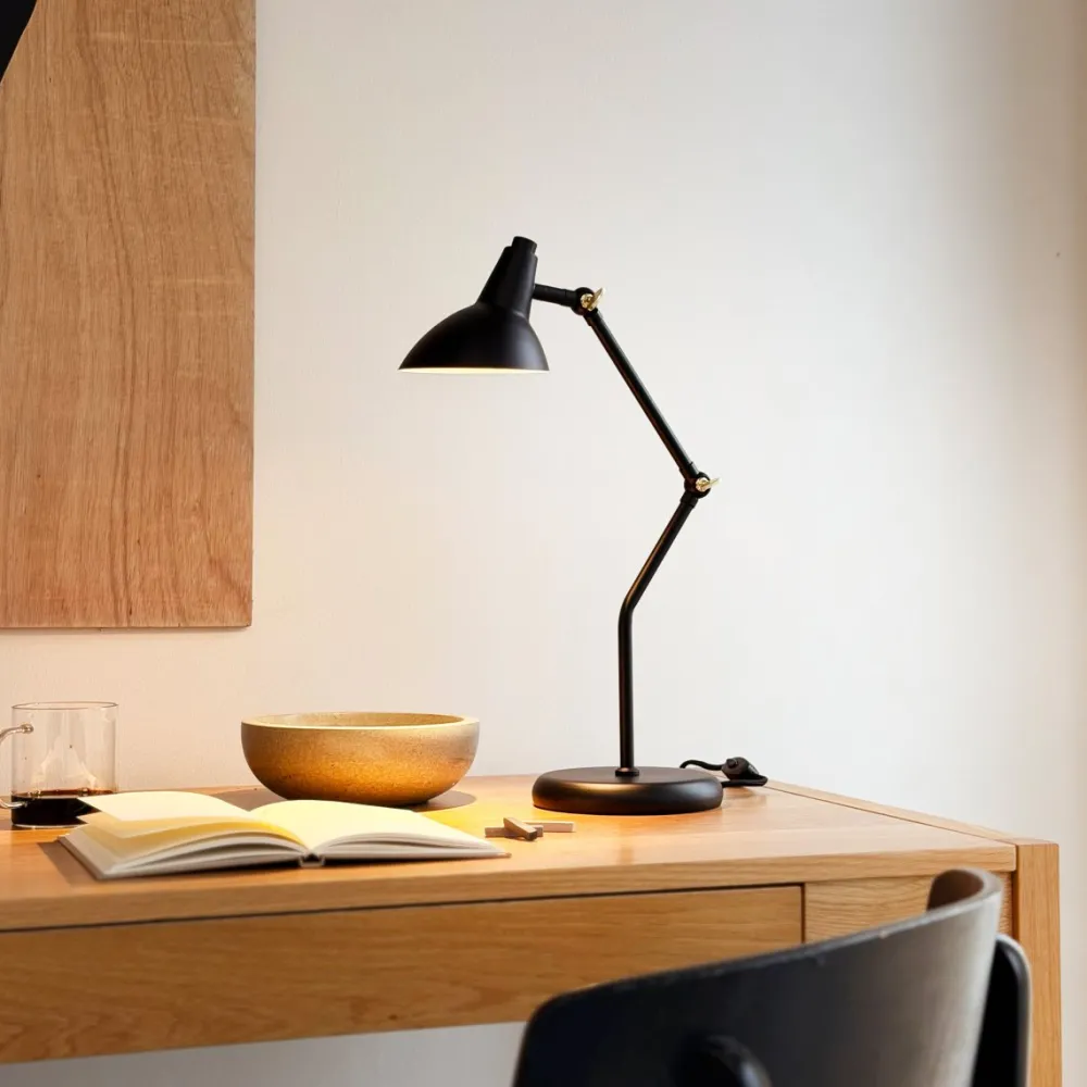 Discount Dyberg Larsen Vela 45cm skrivbordslampa